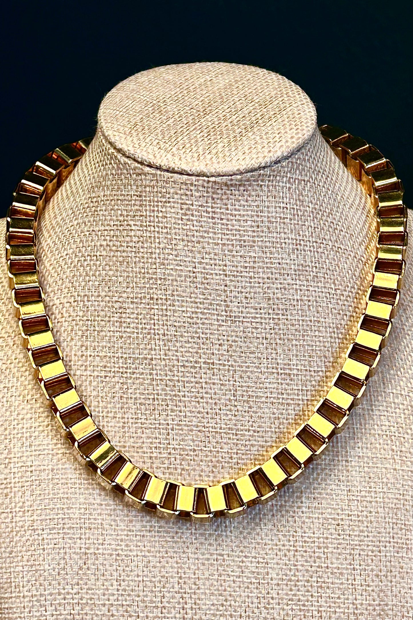 Mona Necklace